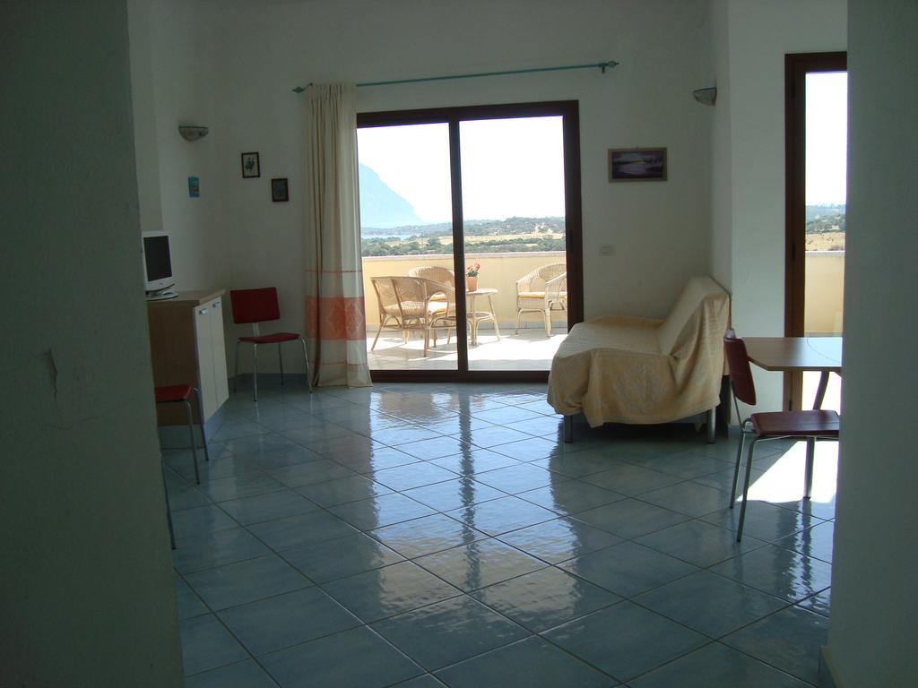 Case Vacanza Rosa Porto San Paolo  Exteriör bild
