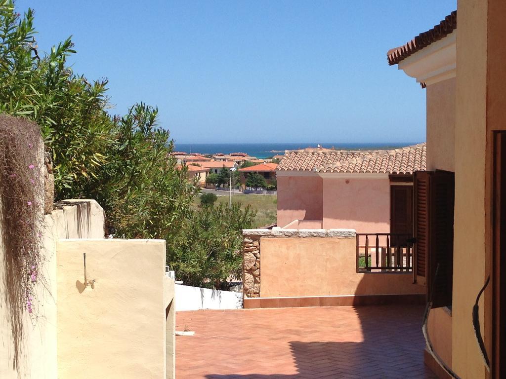 Case Vacanza Rosa Porto San Paolo  Exteriör bild