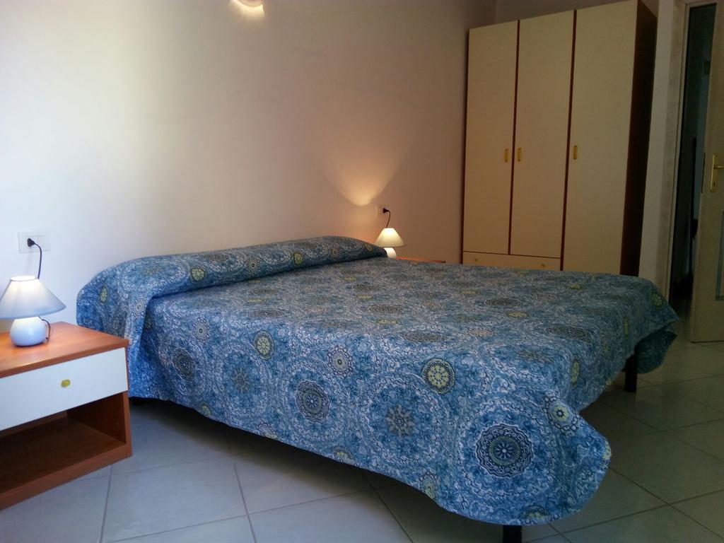 Case Vacanza Rosa Porto San Paolo  Exteriör bild