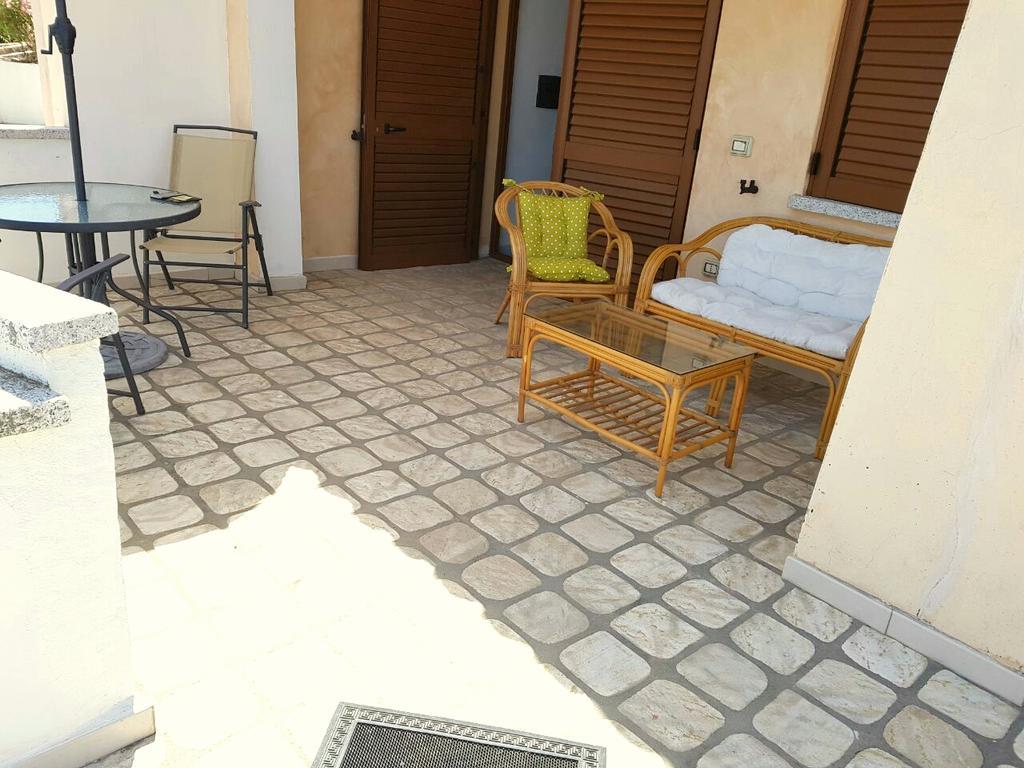 Case Vacanza Rosa Porto San Paolo  Exteriör bild